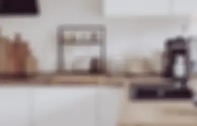 Rajin Bebersih Habis Makan, Cara Termudah Bikin Dapur Sempit Tetap Rapi, Fotonya Dijamin Apik