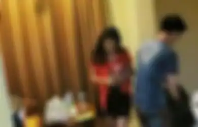 Ibu Guru di Aceh Kepegok Bercumbu dengan Pak Kades di Kontrakan, Warga Curiga saat Lihat Motor