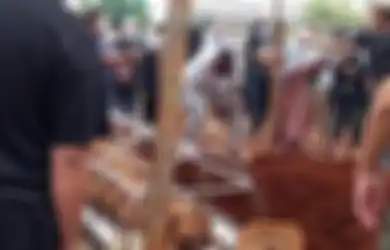 Innalillahi Wa Innailaihi Rojiun, Penulis Kondang Indonesia Meninggal Dunia, Sempat Stroke dan Komplikasi, Tiada Tepat Sebelum Cangkok Lever