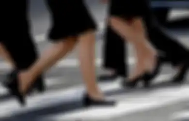 Siap-siap Jadi Pemimpin, Arti Kedutan di Jari Tengah Kaki Punya Makna Baik, Ini Kata Primbon Jawa