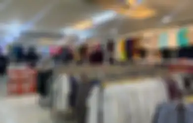 5 Tips Belanja Thrift Biar Dapat Harga Murah. Perhatikan Pakaian Ya!