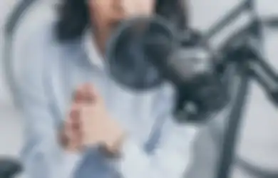 Cara Buat Voice Over Konten YouTube Jadi Jernih dengan Adobe Enhance!