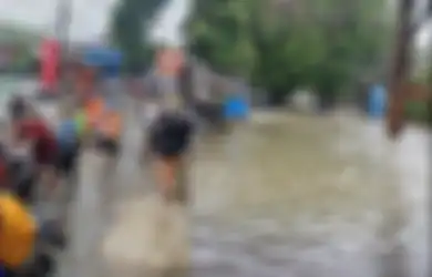 Apa yang Anda Lakukan Jika Menjadi Ketua RW di Wilayah yang Kerap Banjir Akibat Masalah Drainase?