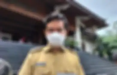 Sandal Maternal Disaster Hilang di Masjid Raya Sheikh Zayed, Gibran Nyeker hingga ke Mobil: Mungkin Ijolan