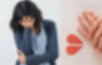 REMUK Hatinya! Wanita Pergoki Pacar dan Ibu Tiri Terbalut Selimut di Sofa, Kian Syok saat Temukan Benda Ini