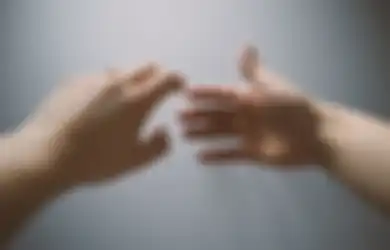 4 Arti Kedutan Area Telapak Tangan Kiri Menurut Primbon Jawa, Pertanda Akan Bertemu Jodoh?