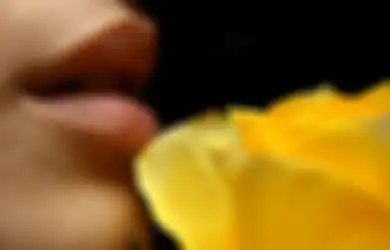 Firasat Kedutan Menurut Primbon Jawa, Ini Artinya Kedutan di Sekitar Bibir