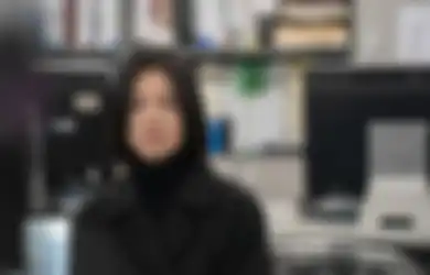 5 Alasan Kita Dilarang Dekat sama Gebetan yang Masih Terjebak Masa Lalu