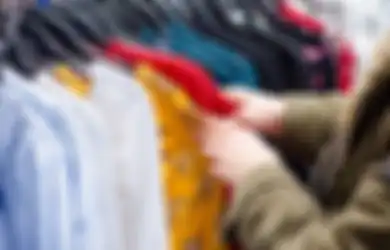 Thrifting Barang Impor Bisa Mengancam UMKM di Indonesia