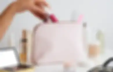 Inilah 7 Alasan Tidak Boleh Meminjam atau Pakai Kosmetik Orang Lain
