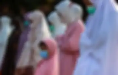 Ustaz Abdul Somad Peringatkan Agar Tidak Memakai Mukena Warna-warni dengan Corak Saat Salat Berjamaah di Masjid: Tak Ada Salahnya, Namun...