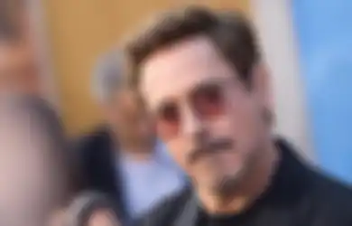 Robert Downey Jr Lagi Bahas Proyek untuk Vertigo Hitchcock