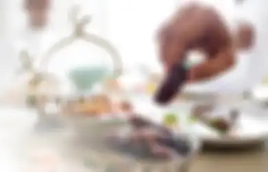 Mampu Cegah Risiko Idap Bipolar? Inilah 4 Manfaat Puasa Ramadan Bagi Kesehatan Mental yang Jarang Diketahui