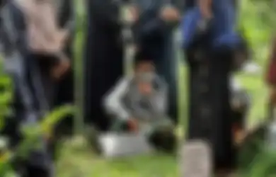 Rencana Pergi Umrah Bareng Ibu Usai Lebaran Sirna, Adul Pilu Ditinggal Ibundanya Meninggal Dunia Usai Derita Penyakit Ini