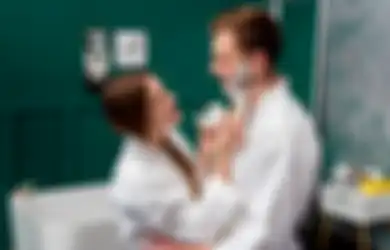 Salah Satunya Main di Luar Kamar, Inilah 7 Cara Ciptakan Variasi Hubungan Intim Biar Gak Gampang Bosan