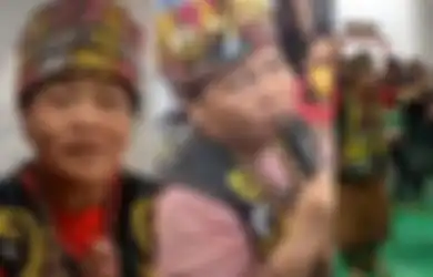 Ida Dayak Disebut Wanita Sakti, Berikut Sosoknya yang Dipercaya Ratusan Warga Bisa Obati Berbagai Penyakit, Konon Cukup Diolesi Minyak Ini