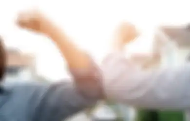 4 Arti Kedutan Area Siku Menurut Primbon Jawa, Memiliki Makna Akan Ada Kabar Baik hingga Temui Keberuntungan Bisnis
