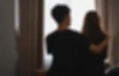 Selebgram Ini Berhubungan Intim dengan Anak Tiri, Tega Khianati Suami, Endingnya Malah Nikah dengan Putra Sambung 