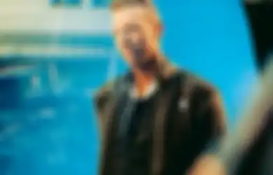 Kunjungi Putrinya yang Bekerja di Toko Pakaian, Chris Martin Terharu dengar Kalimat Ini dari sang Anak