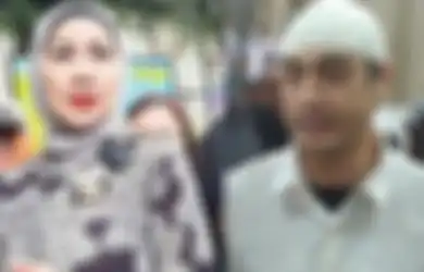 Ibu Ferry Irawan Sebut Anaknya Dizalimi, Hariati Murka Venna Melinda Pajang Celana Dalam Putranya: Baru Lihat Wanita Sesadis dan Arogan Ini