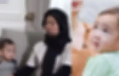 Baru 1 Tahun Sudah Hafal Abjad & Hobi Baca Buku, Terkuak Tips Ala Sus Rini yang Diterapkan Pada Cipung
