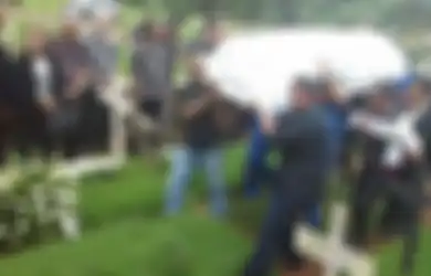 Innalillahi Wa Innailaihi Rojiun, Musisi Kondang Ini Meninggal Dunia Tepat Usai Manggung, Bak Firasat Selalu Minta Waktu Berduaan dengan Istri Sebelum Tiada