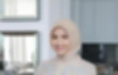 Karena Foto Ini, Erina Gudono Dibilang Mirip Ibu Negara. Setuju?