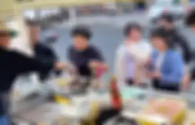Shanty Jajakan Makanan Indonesia di China, Sang YouTuber Banjir Pujian Gara-gara Sikapnya Ini, Netizen: Buset Langsung Ngantri