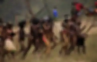 KKB Papua Mati Kutu, Warga Bersatu Bawa Busur Panah Serang Balik OPM yang Sering Ancam Mereka
