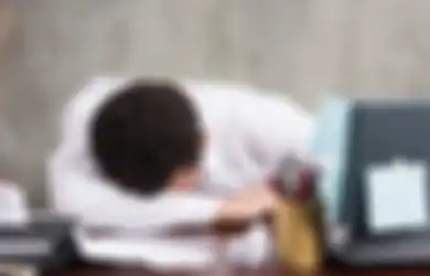 10 Cara Mengatasi Ngantuk Saat di Kantor, Para Karyawan Wajib Tahu