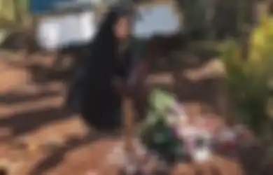 Innalillahi Wa Innailaihi Rojiun, Aktor Kondang Ini Meninggal Dunia dalam Kondisi Tersenyum, Selama Ini Selalu Syuting Sambil Minum Banyak Obat Demi Jaga Tubuh