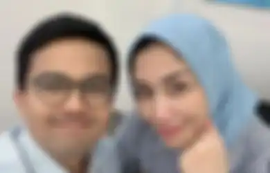 Kini Jadi Istri Sah Sahrul Gunawan, Dine Mutiara Akui Sempat Larang Sang Aktor Masuk Rumah saat Masa PDKT 