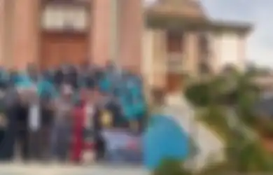 Sultan Bojong Koneng Umrohkan 1000 Orang Gratis, Ternyata Ini Pekerjaan Agus Suleha, Sosoknya Punya Rumah Mewah Bak Istana 