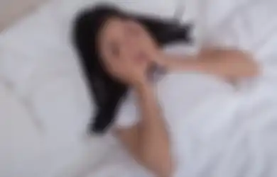 Sebelum Pasangan Ngamuk, Segera Ketahui Cara Mengatasi Mengigau saat Tidur Berikut Ini
