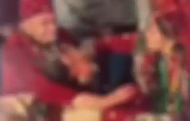 VIRAL Mempelai Pengantin Adu Jotos Gegara Tradisi Suap-suapan, Tamu Histeris