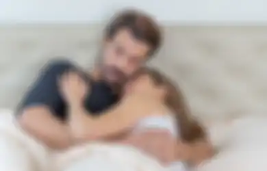 Gak Cuma Bikin Nyaman, Ternyata Ada 7 Manfaat Cuddle Setelah Lakukan Hubungan Intim