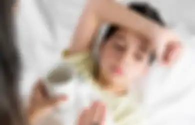 Cara Mengatasi Panas Anak dengan Cepat dan Tepat, Salah Satunya Pakai Cara yang Dianggap Jadul Ini