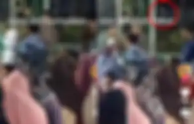 Viral Pocong Ikut Antar Keberangkatan Seorang Calon Haji di Purworejo, Bocah Sampai Teriak-teriak Histeris Tapi Tak Ada yang Peduli