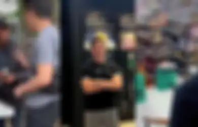 Viral Pengusaha Non Muslim Bangunkan Mushola untuk Karyawan, Inilah Sosok Koh King yang Juga Sering Buat Konten Berbagi