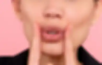 Cara Mengatasi Bibir Hitam, Cukup Gunakan 4 Bahan Alami Ini Dijamin Bisa Terlihat Cerah