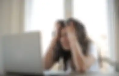Berdampak Negatif bagi Kesehatan Mental, 3 Cara Mengatasi Sandwich Generation yang Perlu Diketahui