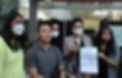 2 Waria Ngaku Diperas Oknum Polisi Berawal dari Open BO, Terkuak Sosok Polwan yang Diduga Jadi Komandannya, Korban: Mereka Maksa Buka Rekening