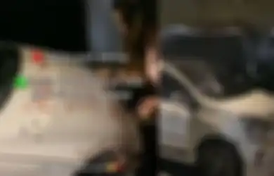 Video Wanita Coret Mobil Orang Pakai Lipstik Viral di TikTok, Murka Setelah Pemilik Parkir Sembarangan hingga Halangi Jalan