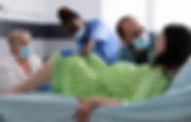 Kesaksian Suami saat Istri Dipaksa Lahiran Normal Padahal Posisi Bayi Sungsang