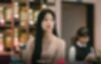 Stunning! Intip Penampilan Moon Ga Young di Drama Korea Delightfully Deceitful