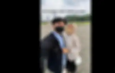 Viral di TikTok Karyawan Pabrik Rela Kekasih Dijodohkan dengan Polisi, Isi Chat Terkuak hingga Ending Tak Disangka!