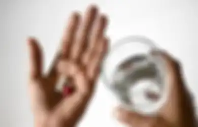 Cuma Orang dengan 7 Kondisi Ini yang Butuh Minum Suplemen Tiap Hari