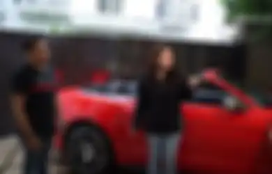 'Janda Semakin di Depan' Nathalie Holscher Pamer Mobil Sport Baru Seharga Rp 1,7 M