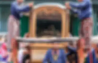 Para Abdi Dalem Harus Puasa Dan Mensucikan Diri, Begini Prosesi Tradisi Jamasan Pusaka Di Keraton Yogyakarta