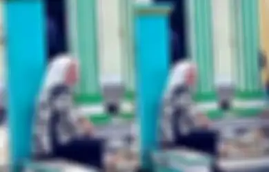 Momen Ibu Negara Tunggu Presiden Jokowi Jumatan di Depan Masjid Viral di TikTok, Penampilan Sederhananya Banjir Pujian